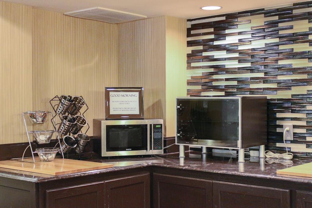 Artmore Hotel Атланта Екстериор снимка